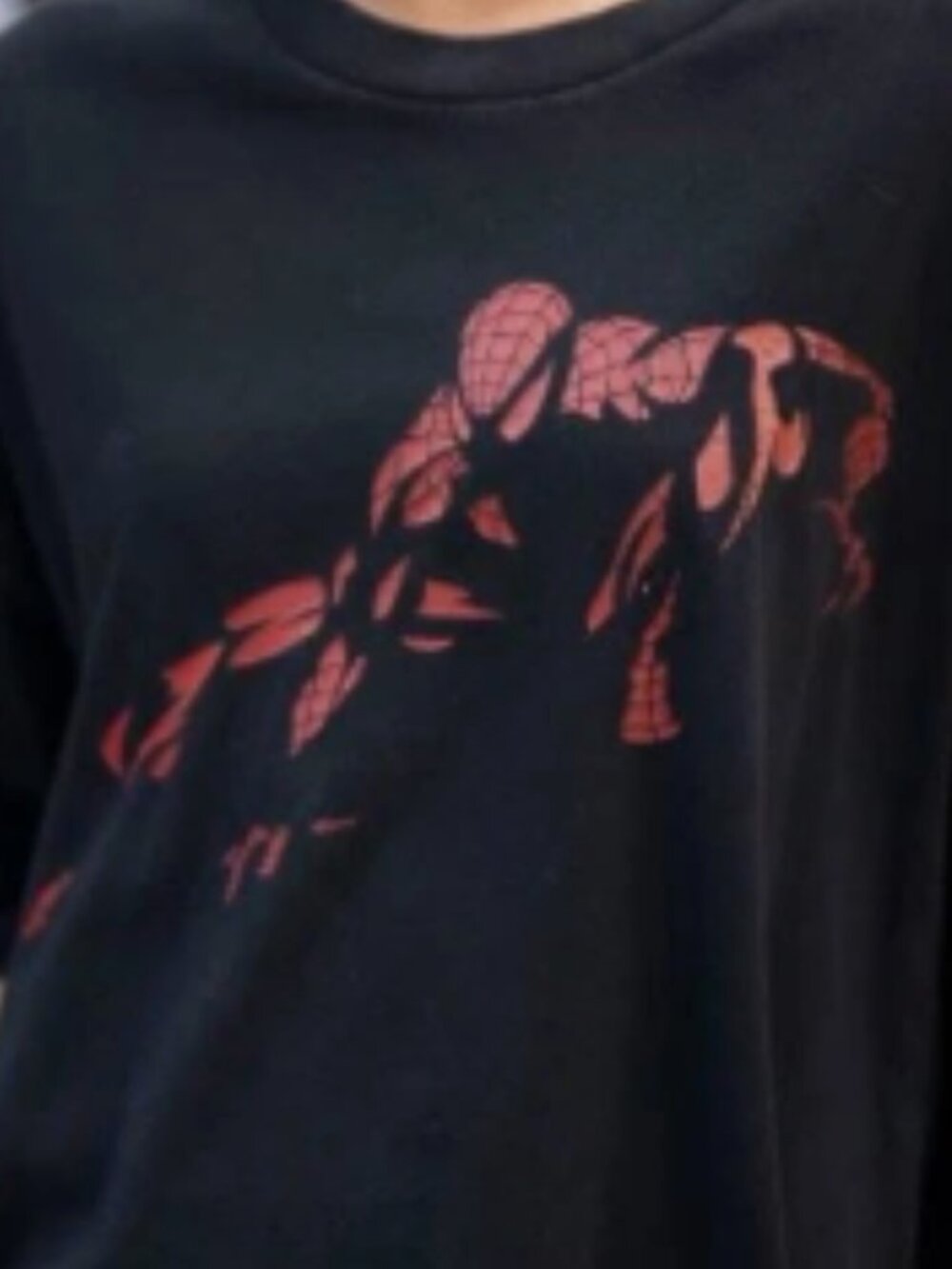 Spider-Man Graphic Black Oversized T-Shirt - Picture 2 of 2